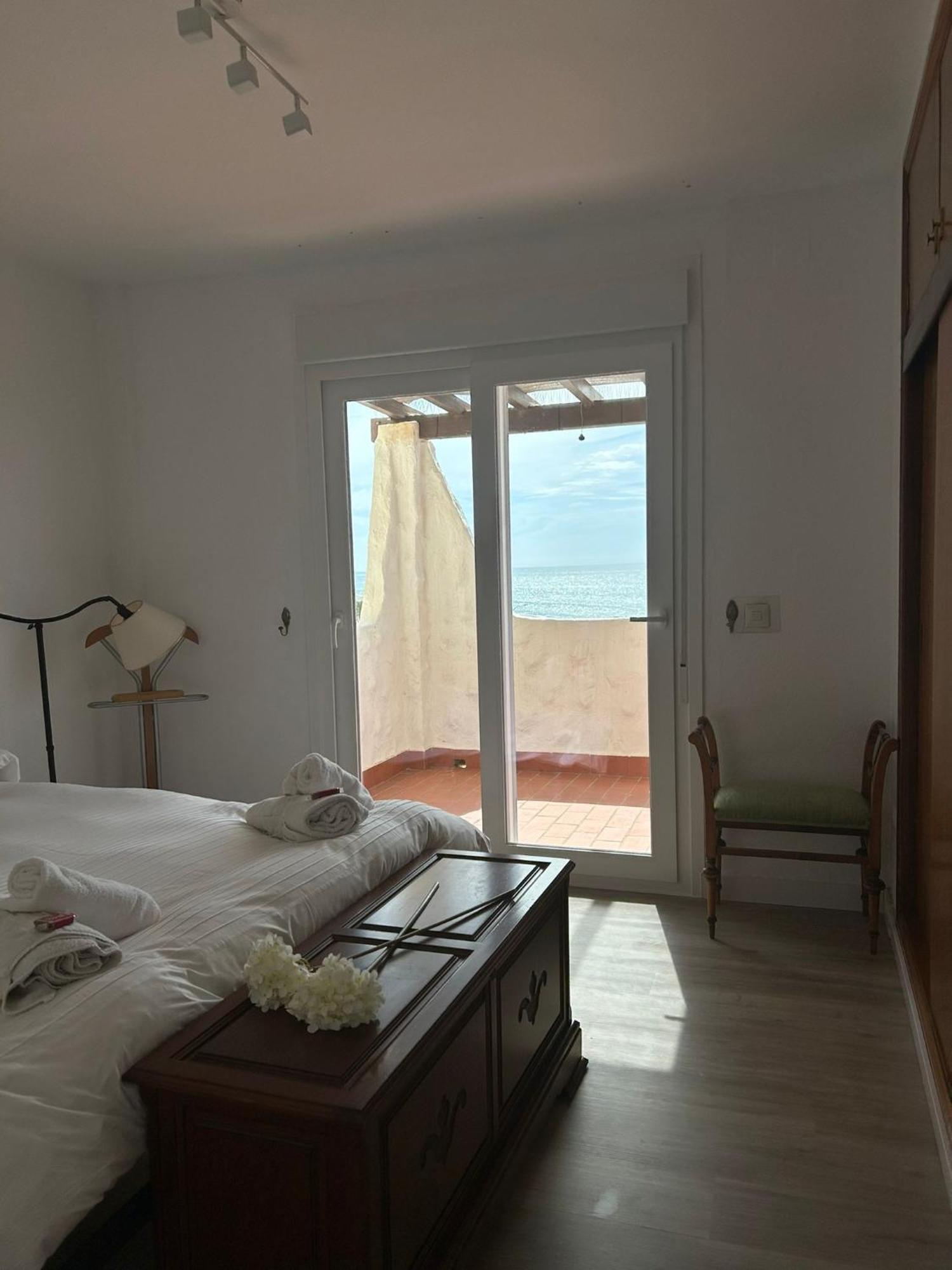 Ático sobre el Mar Apartamento Benajarafe Exterior foto