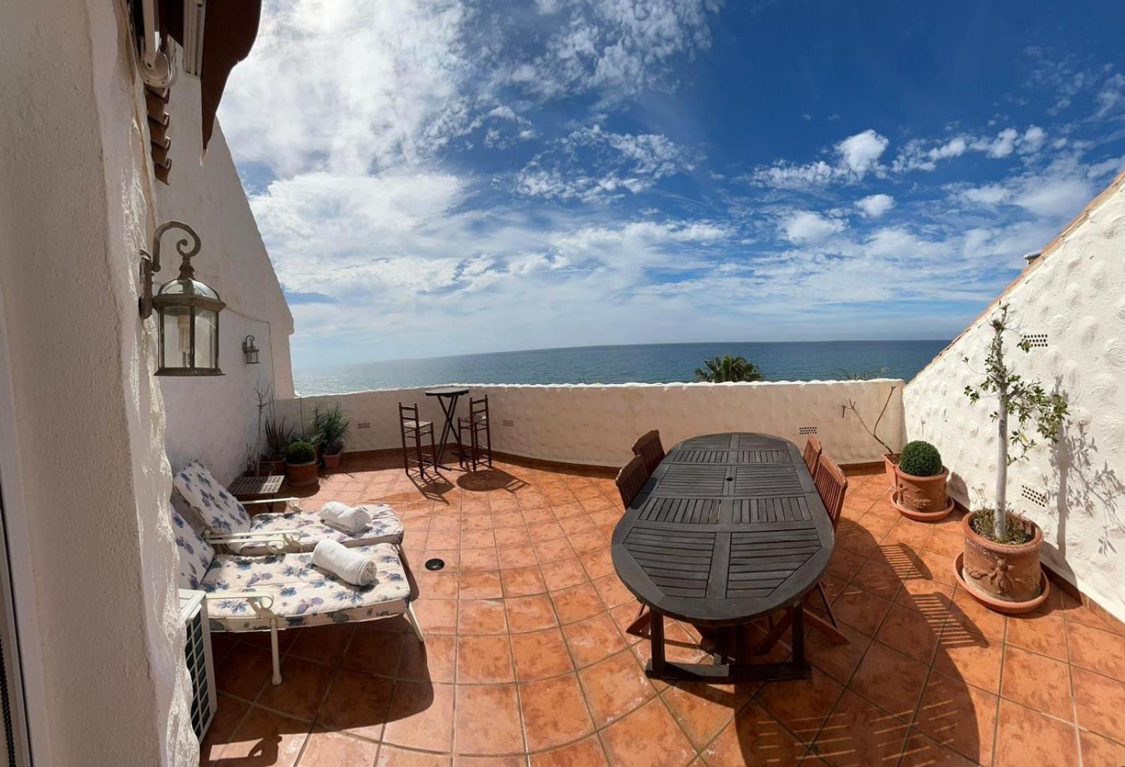 Ático sobre el Mar Apartamento Benajarafe Exterior foto