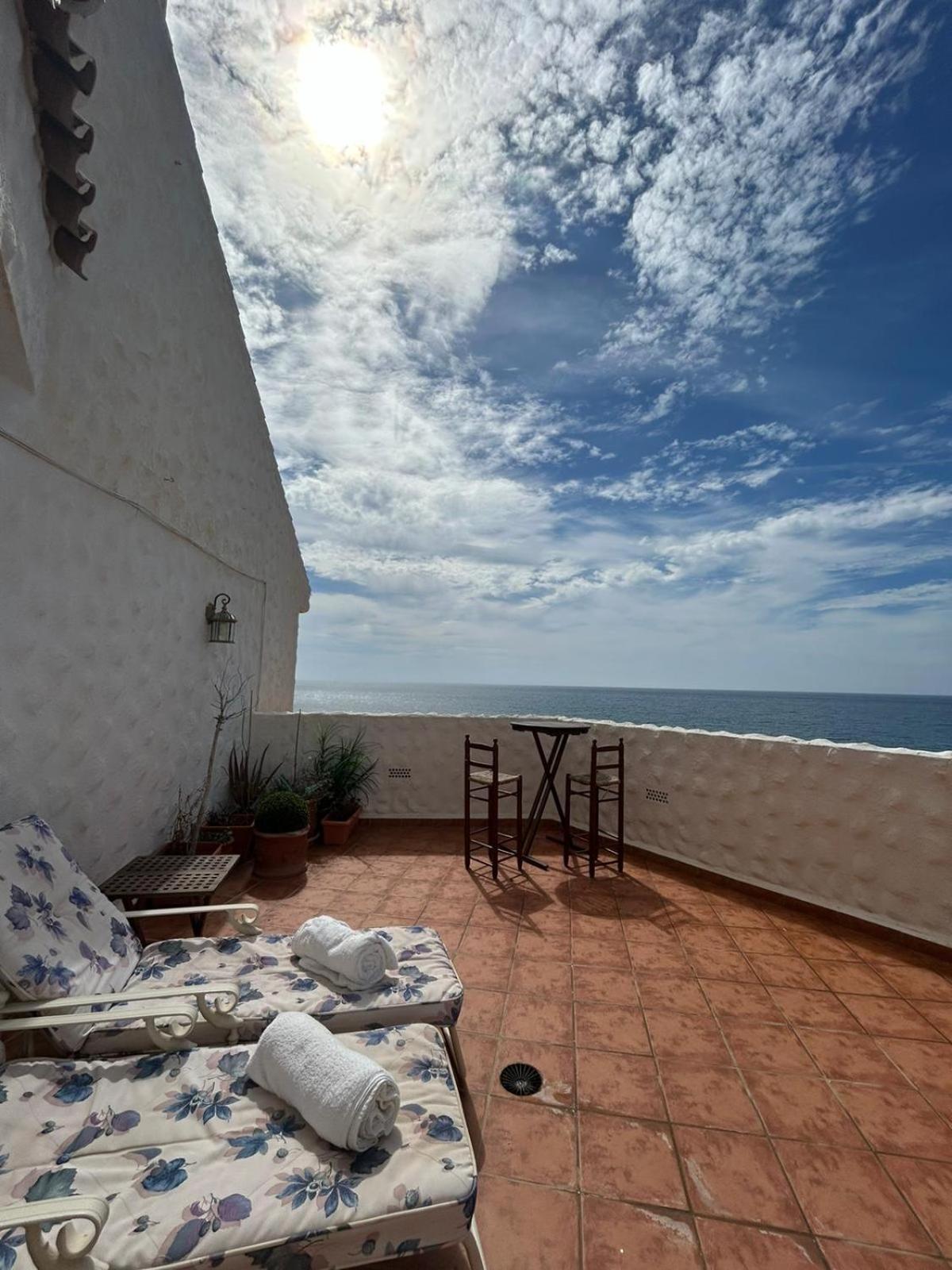 Ático sobre el Mar Apartamento Benajarafe Exterior foto